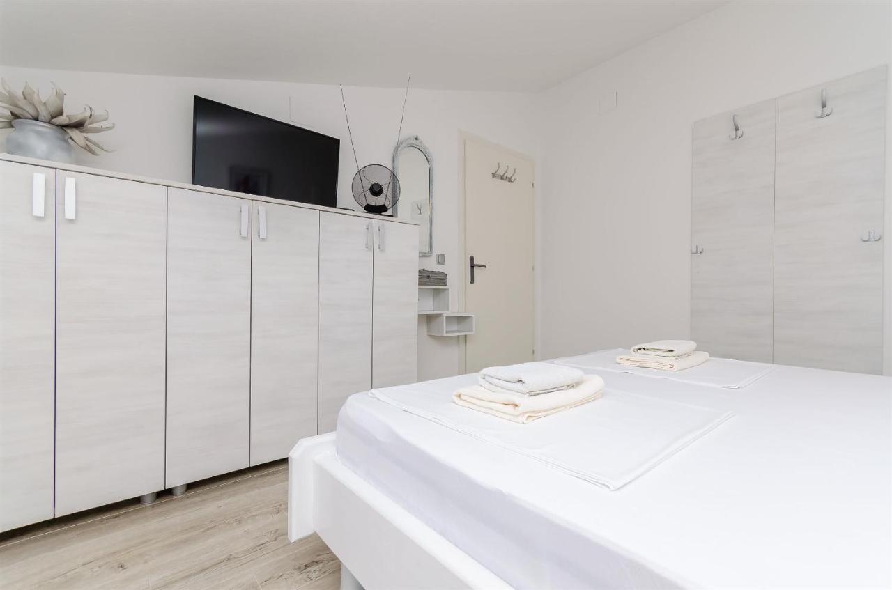 Apartment Ljubica 오크루그고른지 외부 사진